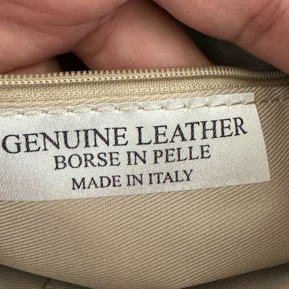 Italian Leather Purse - Picture 6 of 13